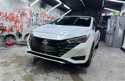 نيسان فيرسا